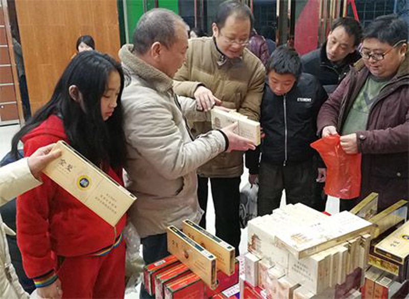 泥城镇居民如何高效选购优质烟草？